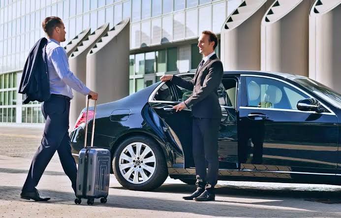 Airport Transfers with Private Chauffeur Service in USA