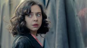 Ela escondeu Anne Frank durante a guerra: A incrível história real de Miep  Gies que inspirou a série Uma Pequena Luz