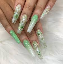 Elegant nails stylish nails pink nails my nails oxblood nails magenta nails nagellack design bridal nail art bride nails. 40 Glam Dried Flower Nail Designs For Spring 2020 The Glossychic