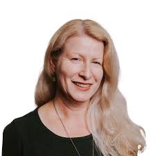 Robyn Gill's Instagram, Twitter & Facebook