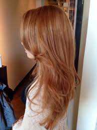 In this week's episode of refinery29's youtube series hair me out, we see emmie take her hair from a light brown to a dimensional (and believable) strawberry blonde. Creator Shaunaalene Dark Strawberry Blonde Hair Strawberry Blonde Hair Color Strawberry Blonde Hair