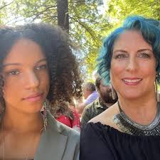 Karen Cooper (@k_coopdesigns) • Threads, Say more