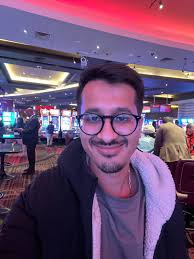 Moved in 2 weeks ago and brought the 2025 year in with new neighbors! Happy  New Year to our neighborhood!