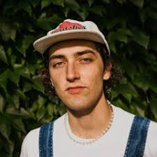 Stream Jake Knox music