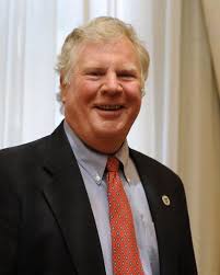 Andover man celebrated by alma mater; Penn. boarding school naming new  center for Prentiss