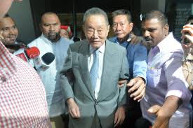 Despite his wealth shrinking by more than $1 billion in the past year, he still manages to retain the top spot. Robert Kuok Retains Top Spot On Malaysia S Rich List With Us 11 5 Billion Forbes Says South China Morning Post