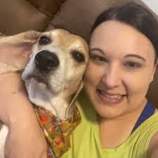 Julie Ledet's Instagram, Twitter & Facebook