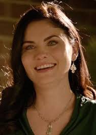 Jo Laughlin's Instagram, Twitter & Facebook