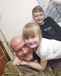 Viacheslav uzelkov is on facebook. Vyacheslav Uzelkov Zayavil Chto Hotel By Chashe Videtsya So Svoimi Detmi Tv Ua