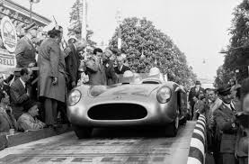 Per la prima volta nella storia della 1000 miglia rievocativa e riprendendo il senso antiorario di alcune edizioni della corsa di velocità disputata tra il 1927 e il 1957, il senso di marcia della gara sarà invertito: Pu8x47krip2tmm