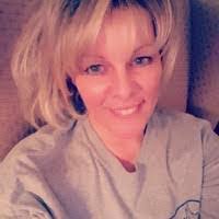 Tami Dewitt's Instagram, Twitter & Facebook