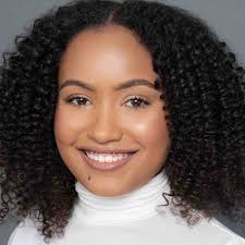 Bold Make Your Mark Scholarship