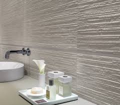 Dalle piastrelle ai rivestimenti bagno in pietra. Rivestimento Effetto Pietra Maku Grey Fap Ceramiche