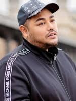 Foto Bareng Stylist Kondang Caren Delano, Ivan Gunawan Disangka Punya  Kembaran