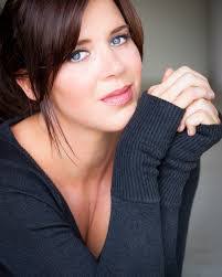 Denise Tate's Instagram, Twitter & Facebook