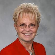 Sandra Copley, Realtor (@SandraCsells)