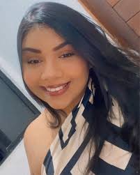 Clara Larissa 🍒 (@claralariissa_) • Instagram photos and videos