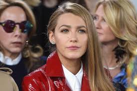 Blake lively, ryan reynolds fighting over sandra bullock? Blake Lively Livid After Pics Of Daughter Surface Online Page Six