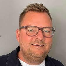 Kevin Dabbs's Instagram, Twitter & Facebook