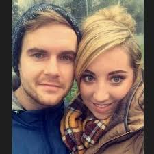 Sean Downes (@UpsyDownsey)