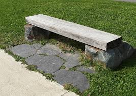 Weitere ideen zu balkon sitzbank, bank, diy holz. Parkbanke Wo Platzieren Richtige Sitzhohe Einer Gartenbank Fur Senioren