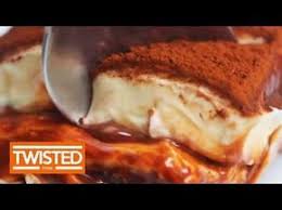 Si Chiama Nutellamisu Il Tiramisu Cremoso Delizioso E Molto Facile Da Preparare Guarda Il Video Video Incre Nutella Recipes Twisted Recipes How Sweet Eats