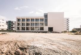 Telul lui era sa ajunga la siret si la. Varstele OraÈului Nou Èi Vechi In Arhitectura PublicÄ Din BucureÈti