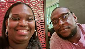 LOIS BARRETT and CORWIN HICKS' Wedding Website