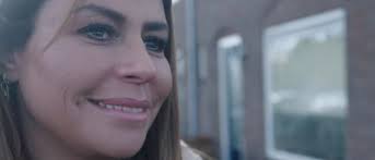 De olcay die we eerste kenden was wat afstandelijk en hard, maar in wie is de mol? Olcay Gulsen Over Opgroeien Met Huiselijk Geweld Het Laat Littekens Achter Funx Nl