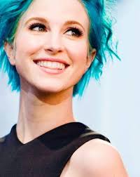 When she met roy in 1998, a kinship was developed as they were both lonely, introspective people. Short Pastel Mint Green Hair Novocom Top