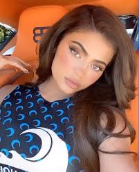Kylie jenner's instagram posts could make her $1 million each. Kylie Jenner Just Posted A Pimple On Instagram Stories