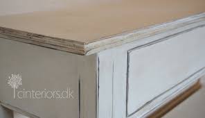 Rather than paint fully into the carved areas, though, we left the deepest recesses with the graphite paint still exposed. Old White C I R U E L O I N T E R I O R S