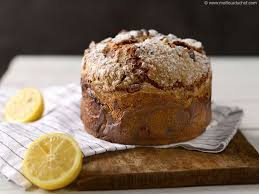Panettone Aux Fruits Confits Recette En 2020 Recettes De Desserts Francais Fruits Confits Fruit Confit