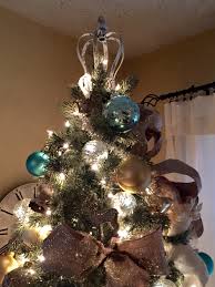 Northlight gold retro tinsel snowflake topper. 8 Beautifully Unusual Unique Christmas Tree Topper Ideas