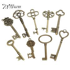 Silikondan modelin içini doldurarak iskelet sistemi organlarını yaptık ve beyaza boyadık. Kiwarm Retro 9 Adet Antika Vintage Iskelet Tuslari Bronz Charm Kolye Kolye Diy Taki Yapimi Icin Dekor Asili Zanaat Bu Kategori Figurinler And Minyaturleri