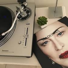 Unplugged [CASSETTE]: Amazon.co.uk: CDs & Vinyl