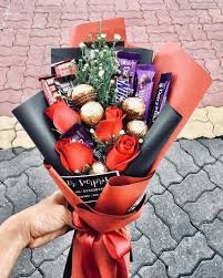 Pinterest Lowkeyy Wifeyy I Love It Valentine Gifts Gift Bouquet Flowers Bouquet Gift