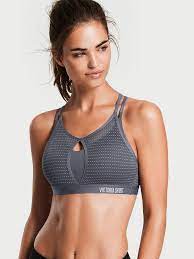 Maybe you would like to learn more about one of these? The Lightweight By Victoria Sport Keyhole Sport Bra Victoria S Secret Fitnessapparelexpress Com Women S Wor Fitness Feminino Vestuario Fitness Roupas Fitness