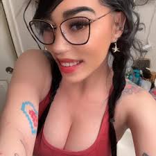 kellymantle 🫢 #TheBaldAndTheBeautiful