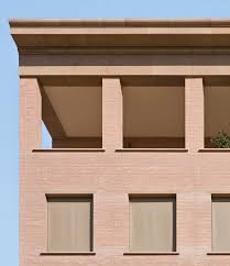 Giorgio Grassi Nuova Sede Della Cassa Di Risparmio Di Firenze Brick Architecture Architecture Exterior New Classical Architecture
