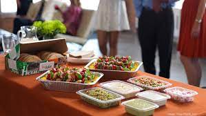 Driver Referral Program Earn More By Introducing Friends Family To Deliver With Deliverthat Food Food Delivery Catering