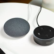 Alexa kommt nicht mit einem eigenen kalender daher sondern greift auf bestehende kalenderdienste zurück. Google Home Vs Alexa Was Ist Der Richtige Sprachassistent Fur Euch Nextpit