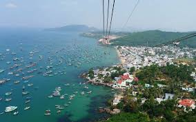 Phu quoc has about 70,000 residents and an elevation. Bao Sai Gon Giáº£i Phong