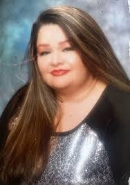 Roberta Rivas's Instagram, Twitter & Facebook