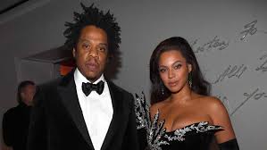 19,217,711 likes · 99,670 talking about this. Beyonce Kisses Jay Z In Tender Pda Moment Pics Entertainment Tonight