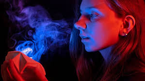 Portrait photography with an Awesome mini Smoke Machine (Microfogger)