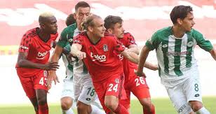 İttifak holding konyaspor ile beşiktaş, süper lig'in 12. Konyaspor Besiktas 4 1