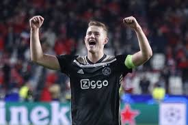 Tidak lagi jika anda menginstall aplikasi kami yang di dalam aplikasi ini terdapat banyak kategori tentang wallpaper matthijs de ligt, best wallpaper matthijs de. Virgil Van Dijk Teases Liverpool Transfer For Holland Teammate Matthijs De Ligt Irish Mirror Online