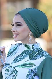 Duz Yesil Capraz Bone Mayolar Yesil Gelin