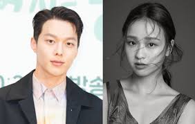 프로듀서 6명에게 표를 받은 아이유 뮤비의 남자 주인공, 모델 장기용! Q6hkzhfuqlvt M